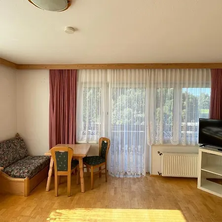 Haus Gruber Pansiyon Feldkirchen in Kärnten